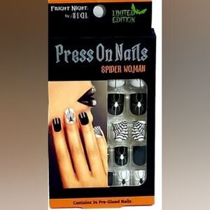 Fright Night by Ardell Press On Nails Spider Woman pre glued Halloween short